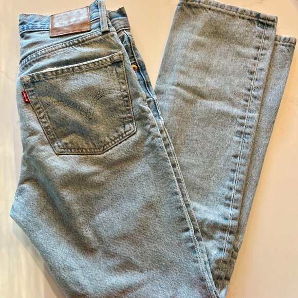 Levi's Jeans - Picture 4 of 4
